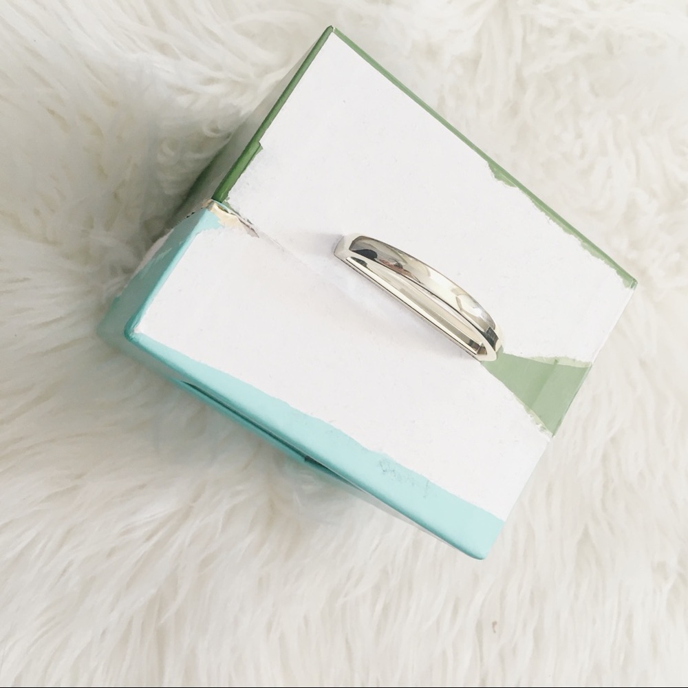 SOLD Kate Spade Activity Tracker - Picture 3 of 4